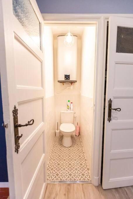 Apartment 3 Min A Pied De La Gare St Charles - 3 Avec Clim, Sdb Et Tv *